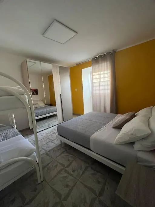 Intostreet House Villa Naples